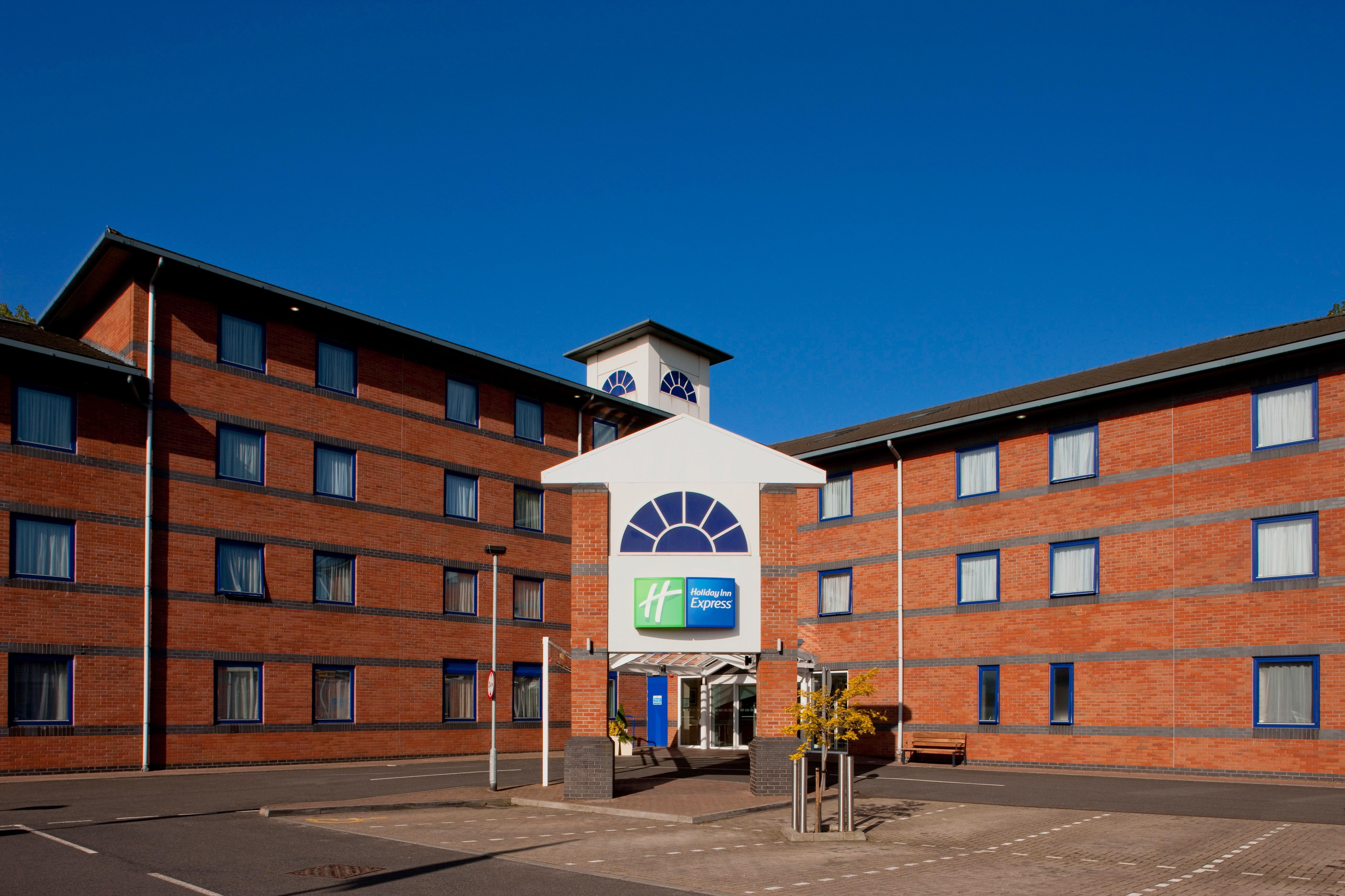 Holiday Inn Express Droitwich Spa By Ihg Extérieur photo
