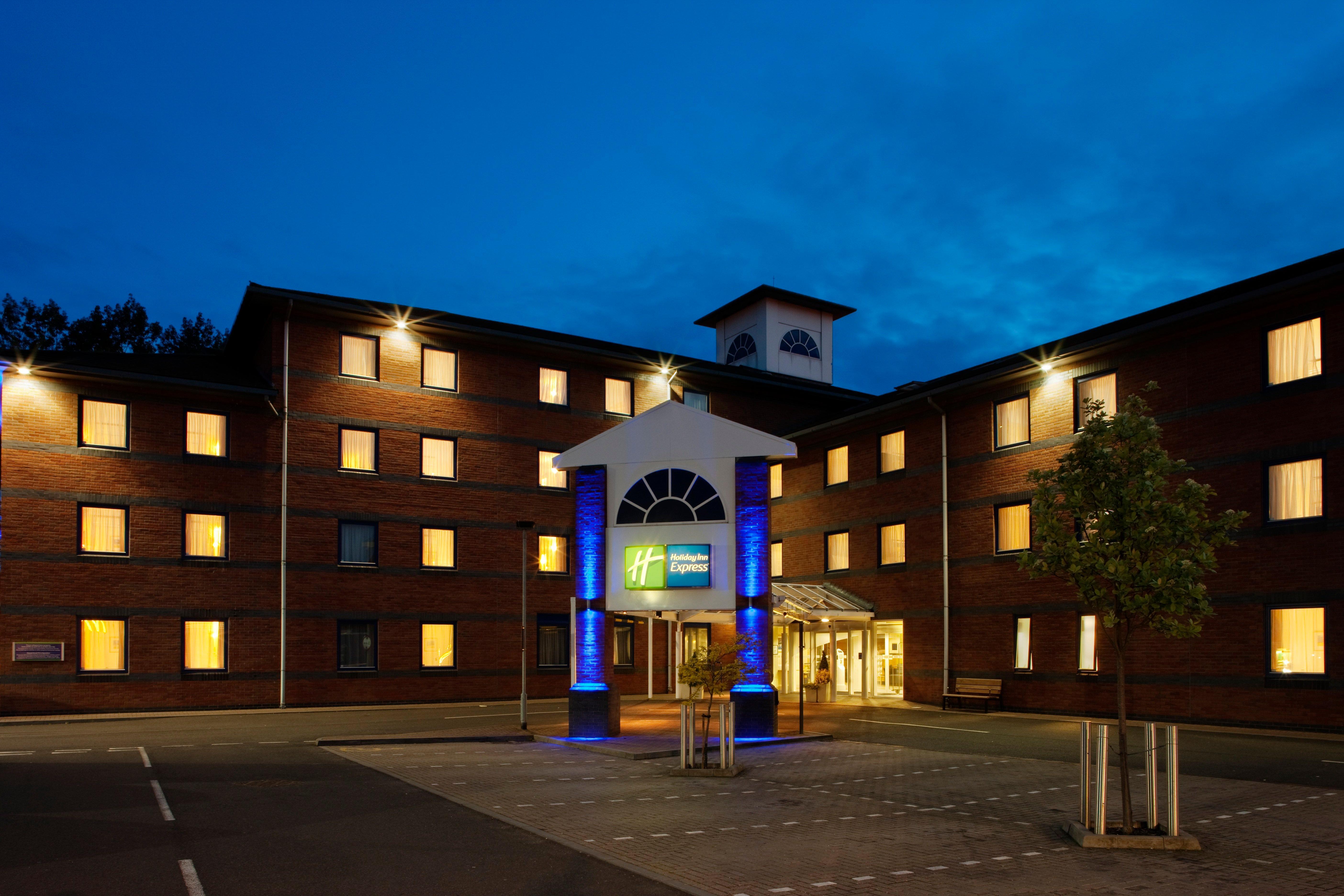 Holiday Inn Express Droitwich Spa By Ihg Extérieur photo