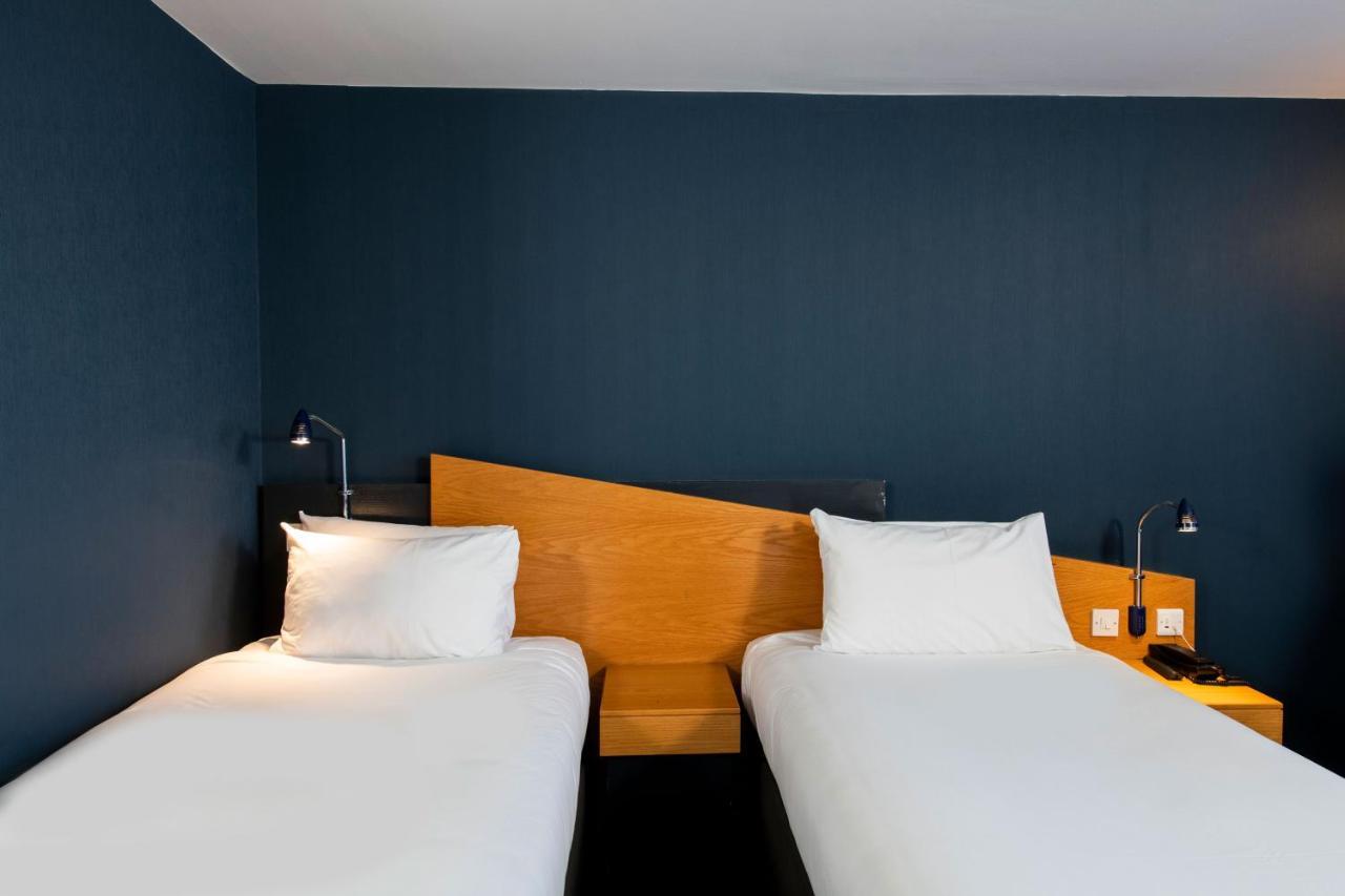 Holiday Inn Express Droitwich Spa By Ihg Extérieur photo