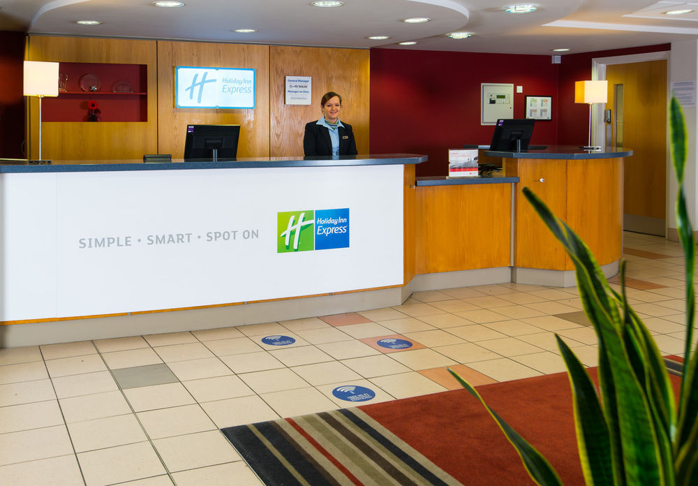 Holiday Inn Express Droitwich Spa By Ihg Extérieur photo