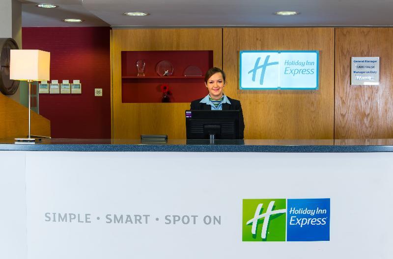 Holiday Inn Express Droitwich Spa By Ihg Extérieur photo